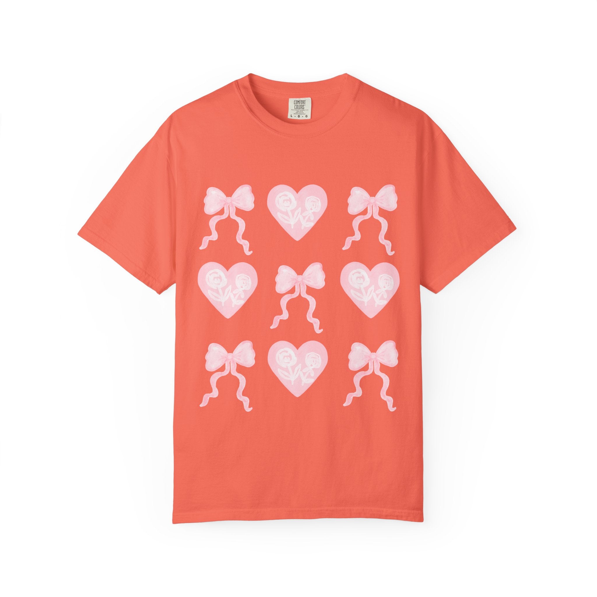 Pink Heart & Bow Graphic T-Shirt — Cute Retro Valentine Tee