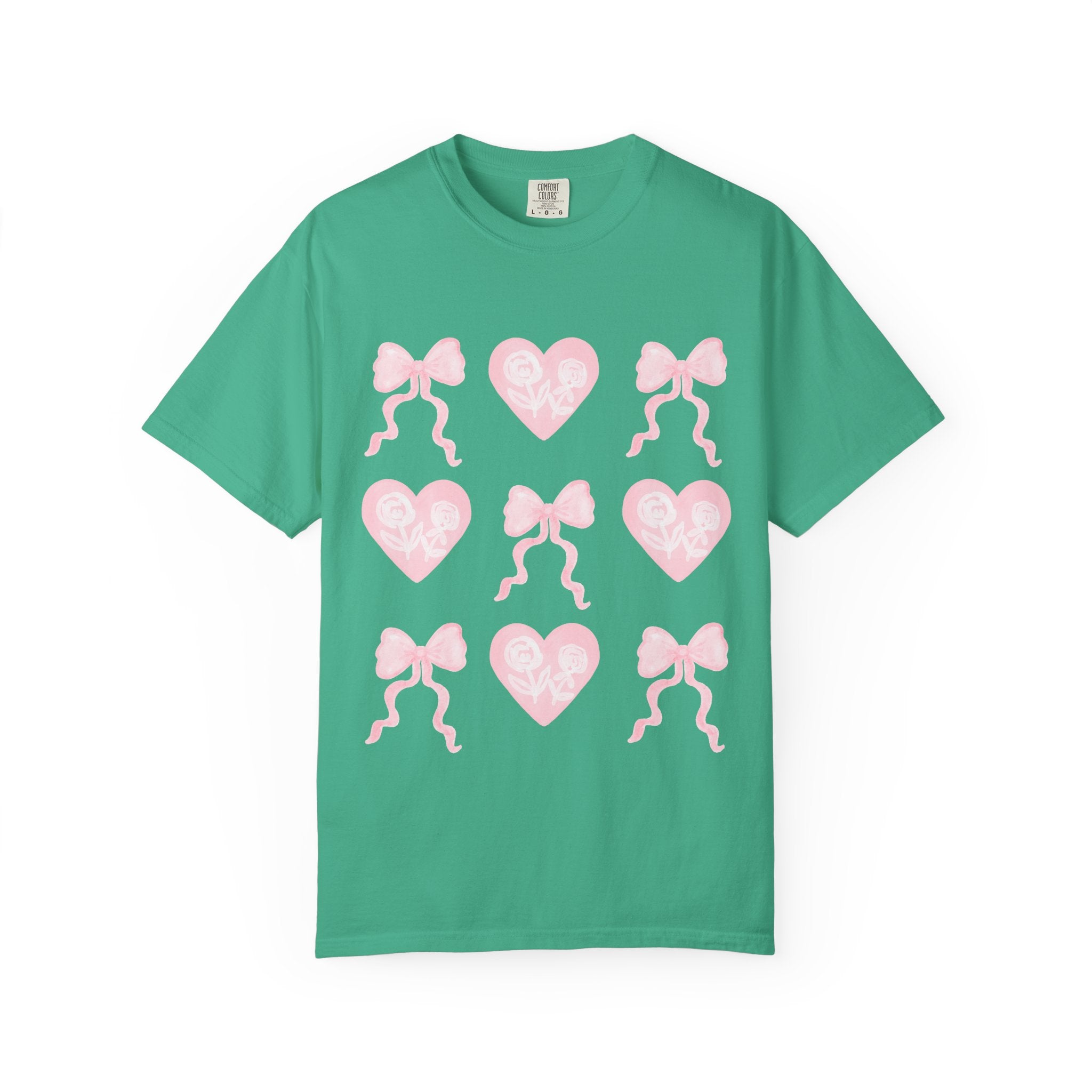 Pink Heart & Bow Graphic T-Shirt — Cute Retro Valentine Tee