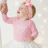 Valentine's Day - "Mama's Sweetheart" Bow & Hearts Long Sleeve Onesie